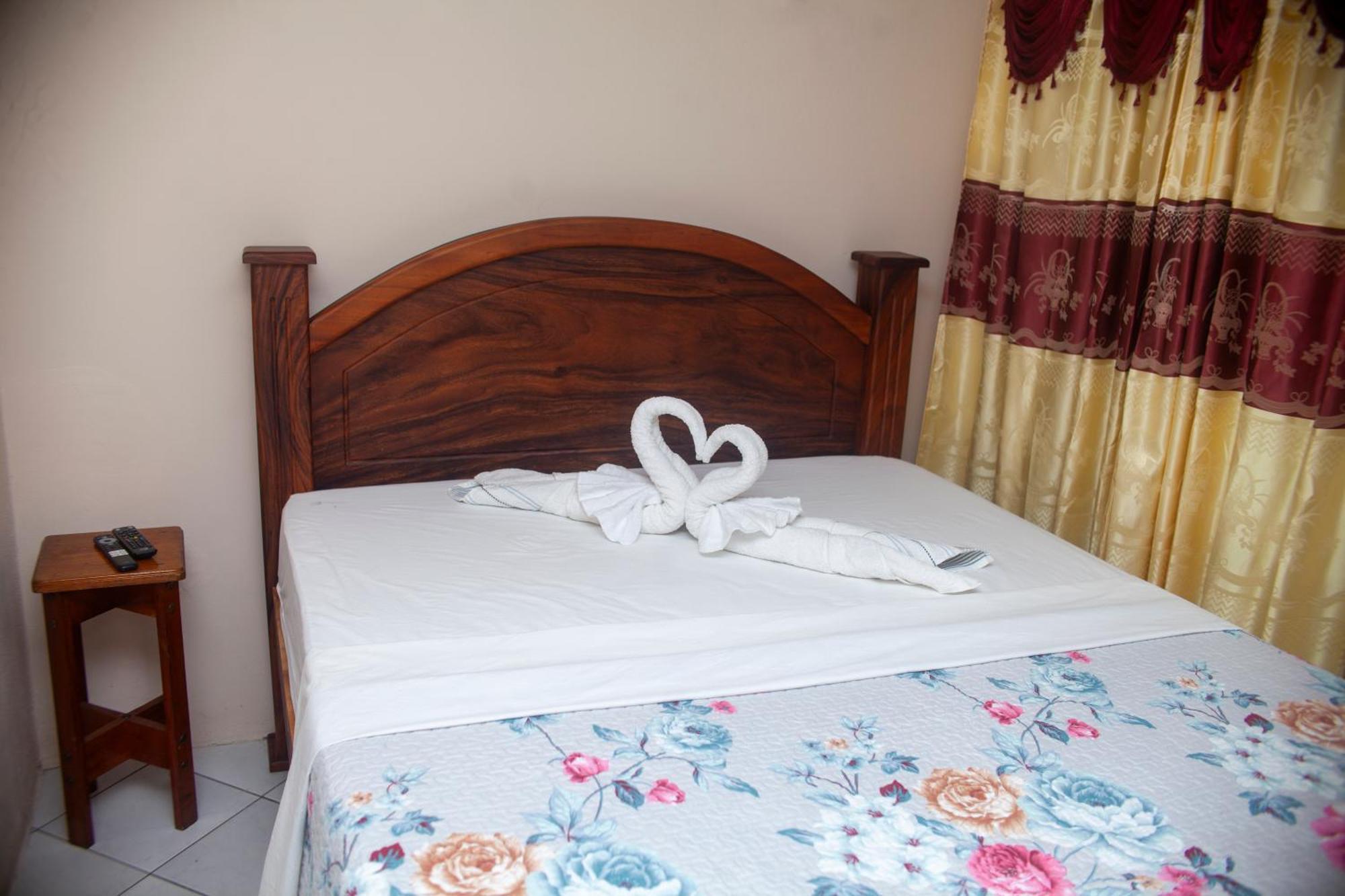 Apartamento Daly 3 กวาปิเลส ภายนอก รูปภาพ
